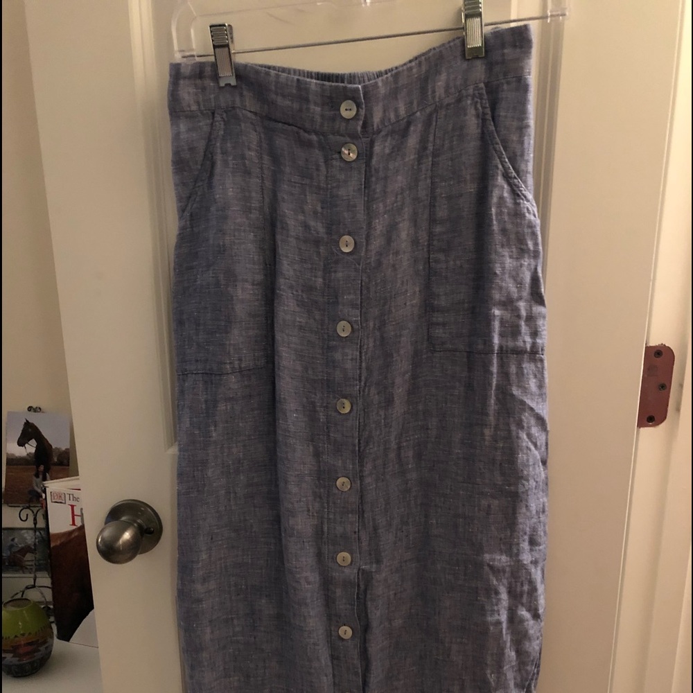 Long Linen Maxi-Skirt